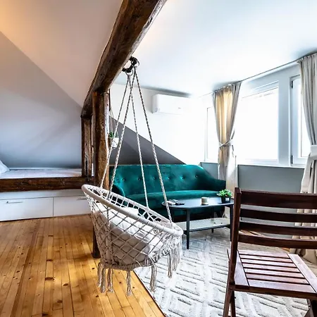 Sky-view With Cozy Boho Vibes By Flat Mаnager 公寓